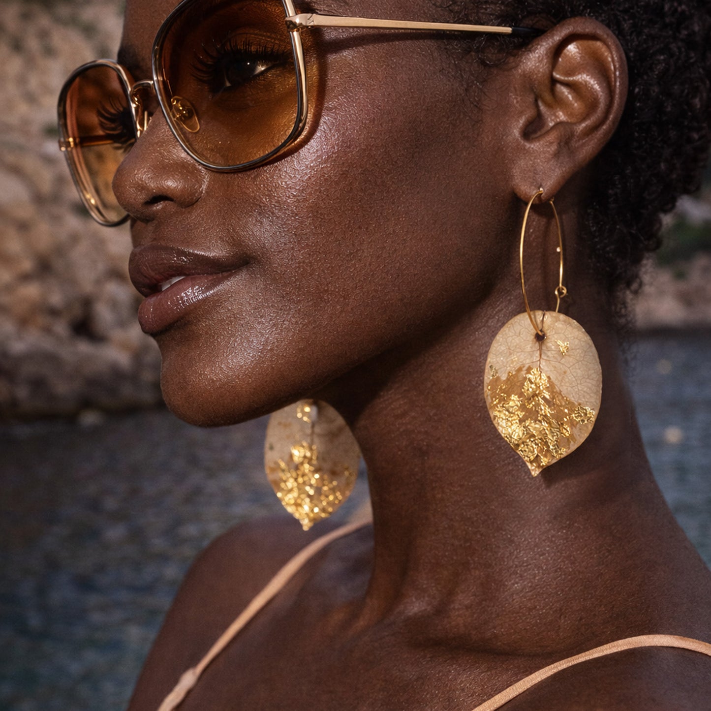 Pendientes de Aro Buganvilla Marfíl y Oro – Joyería de Flores Reales Ibiza